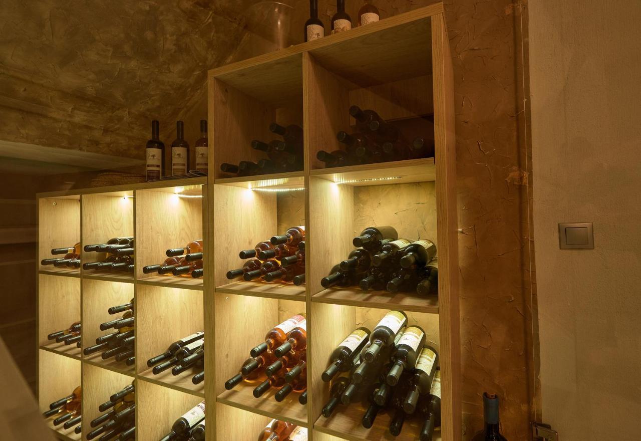 Mirabilia Boutique Hotel