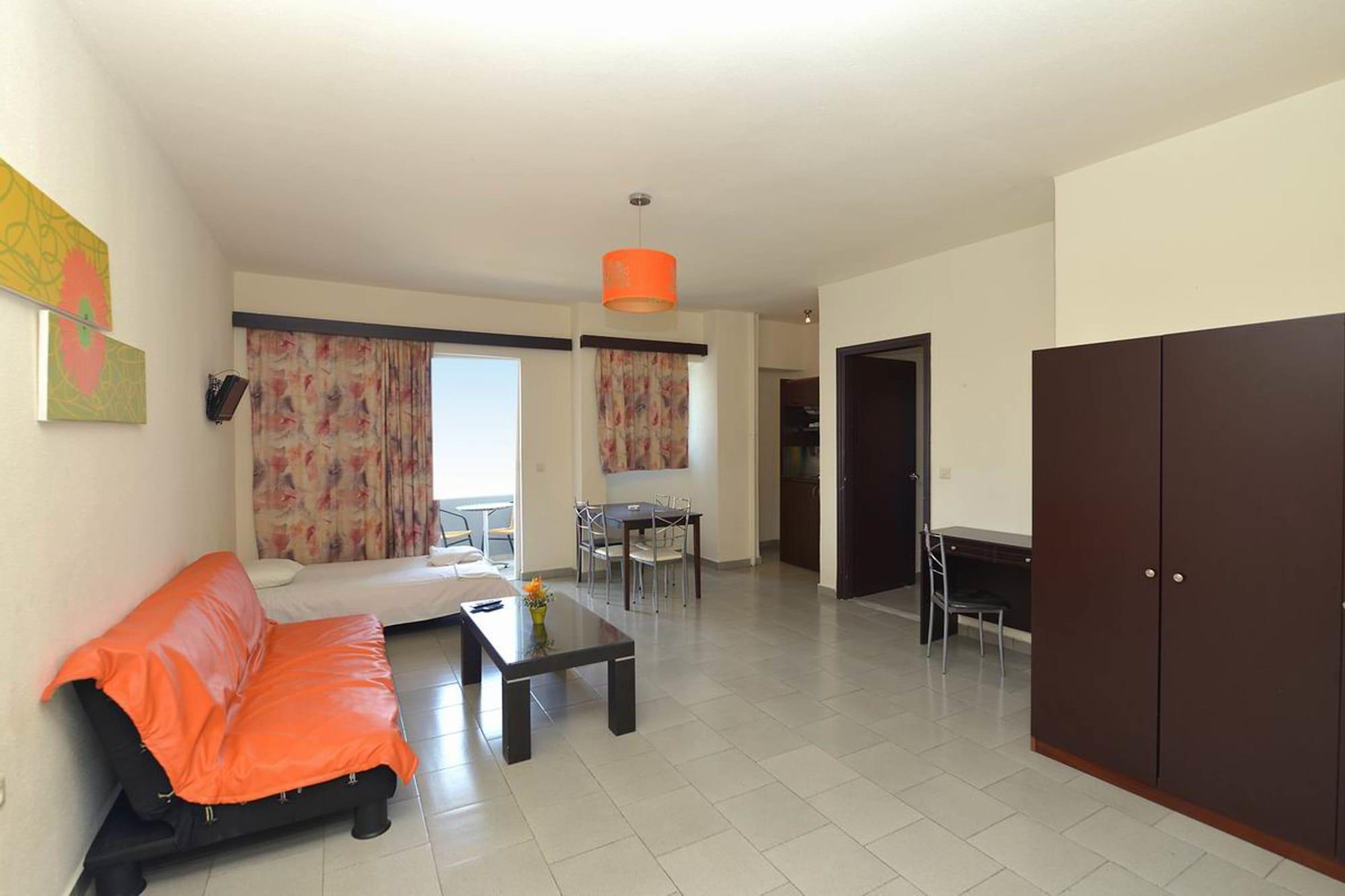 Ialysos City Hotel 3*