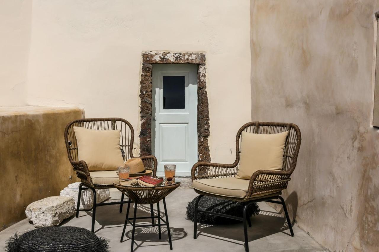 Exi Castle Emporio (Santorini)