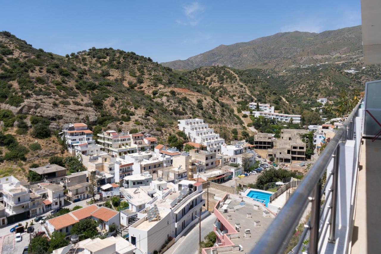 Christos Seaview Apartment *