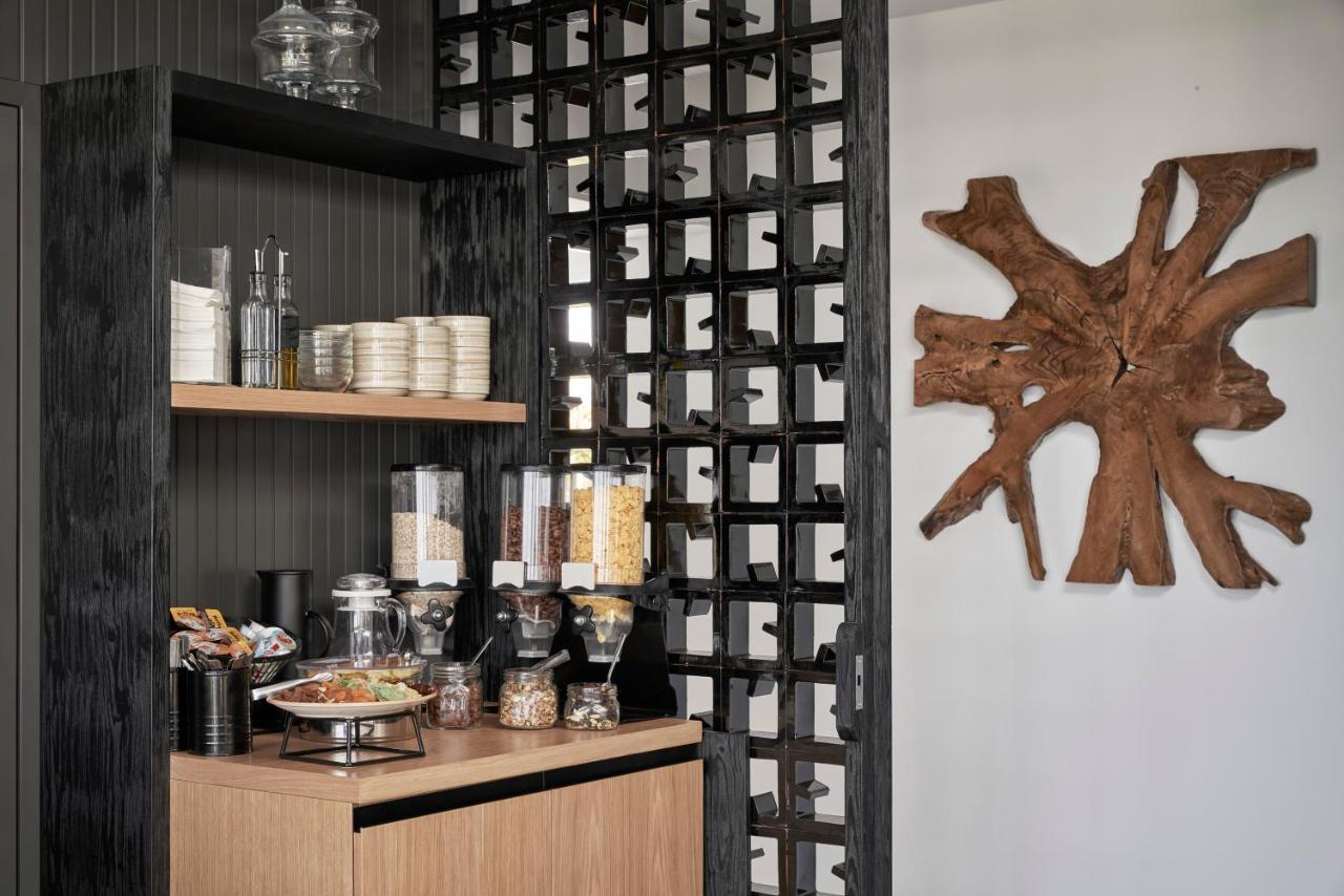 Loizos Stylish Residences Aparthotel 3*