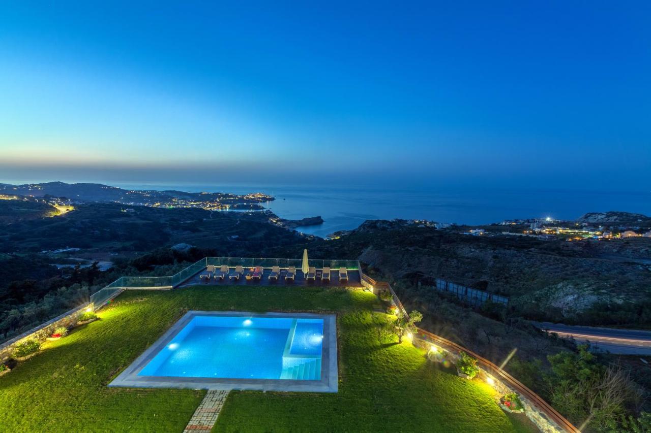 Villa Ourania *