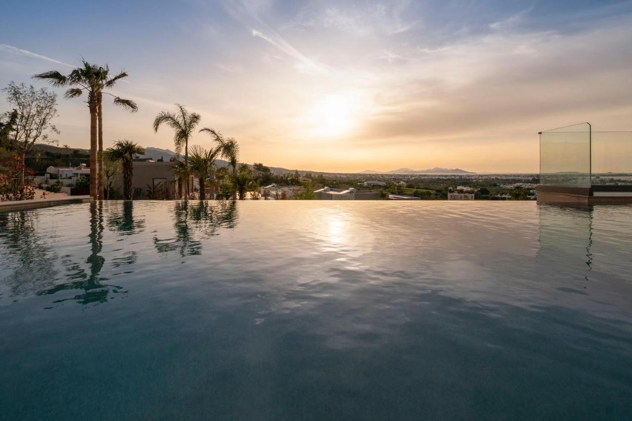 Maravilla Luxury Living