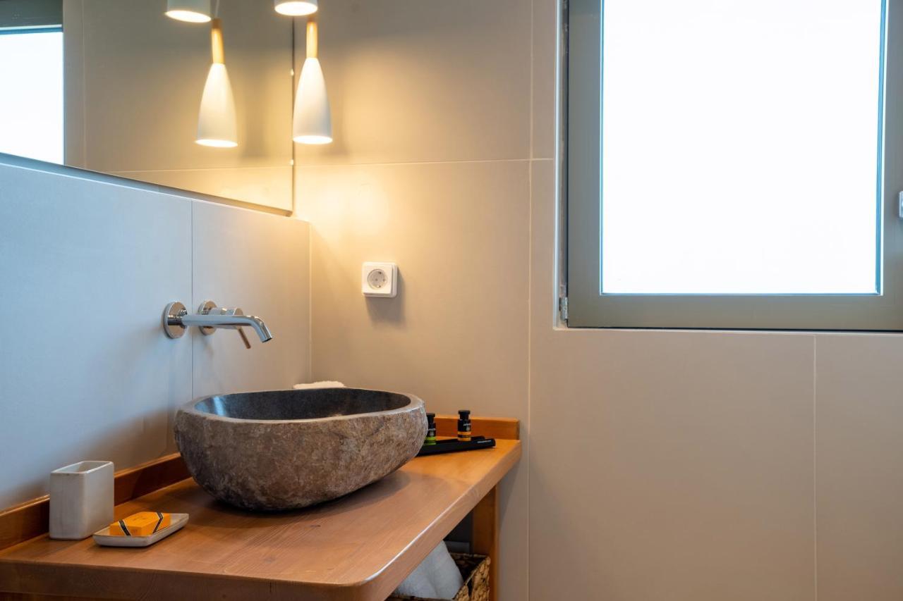 Thea Apartment