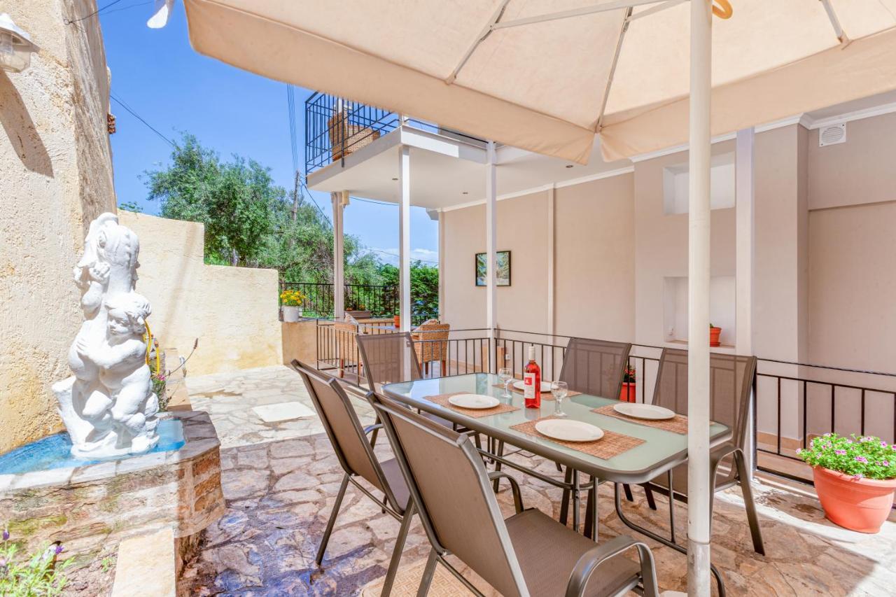 Limani Aparthotel *