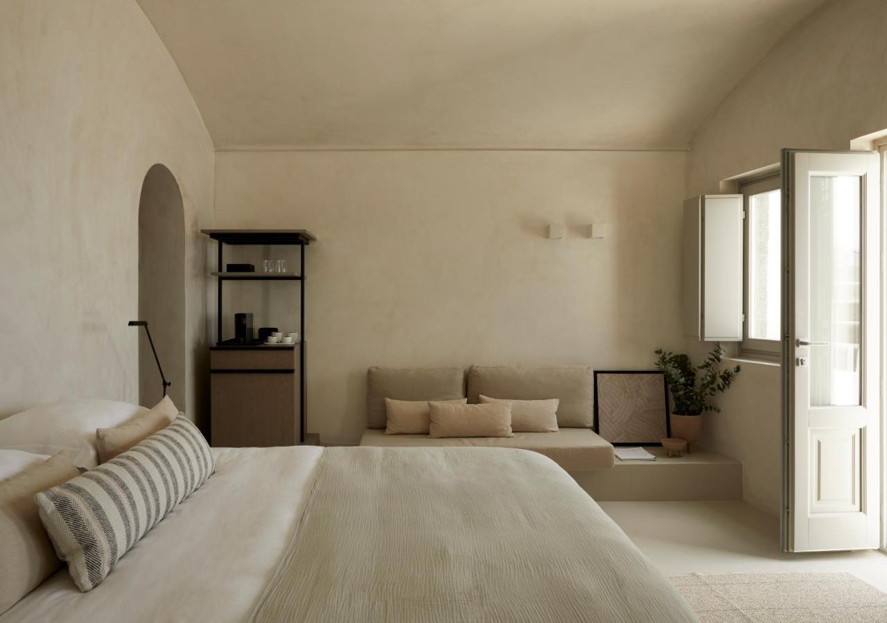 Atoles Retreat 3* Imerovigli (Santorini)