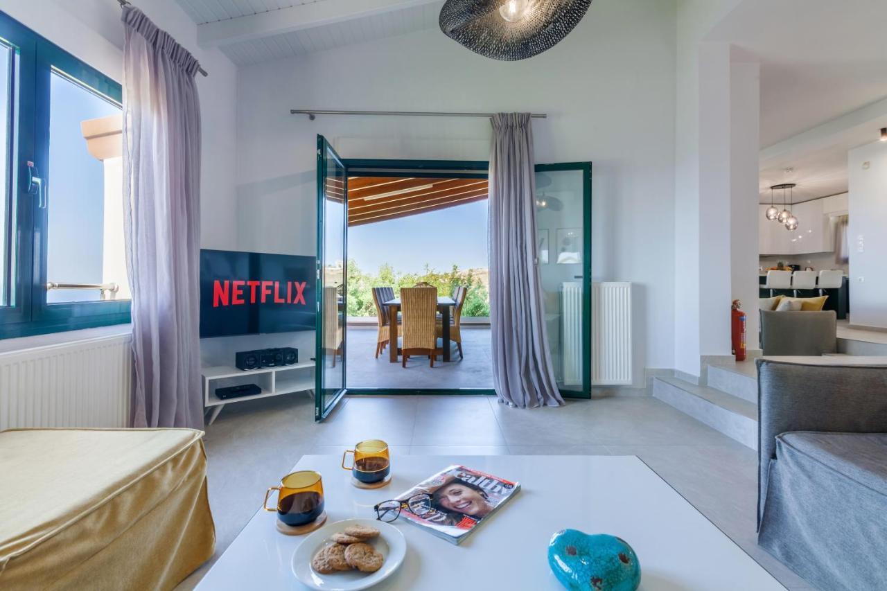 Ourania Villa *