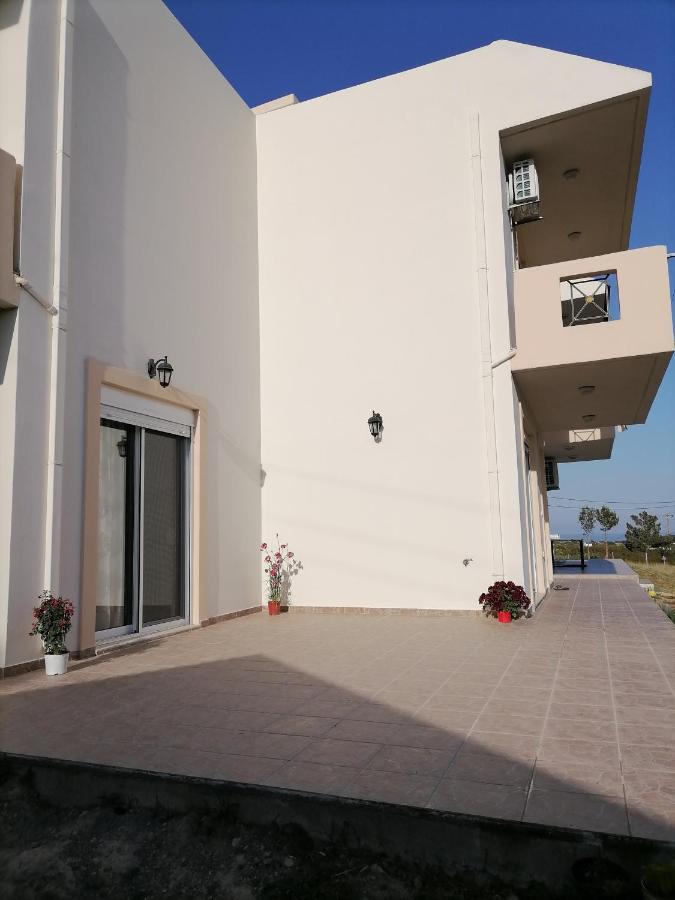 Katerina In Villa