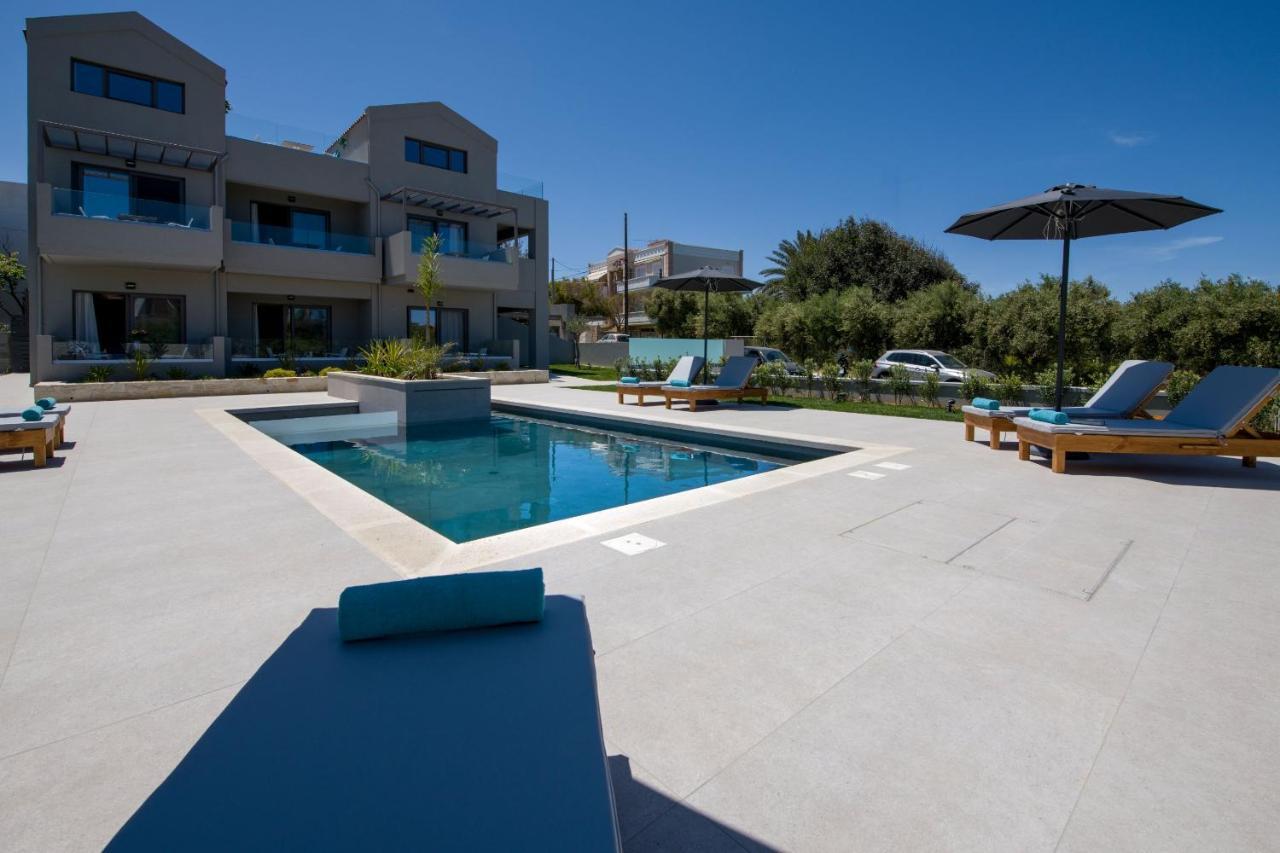 Eleanthi Modern Living Apartment