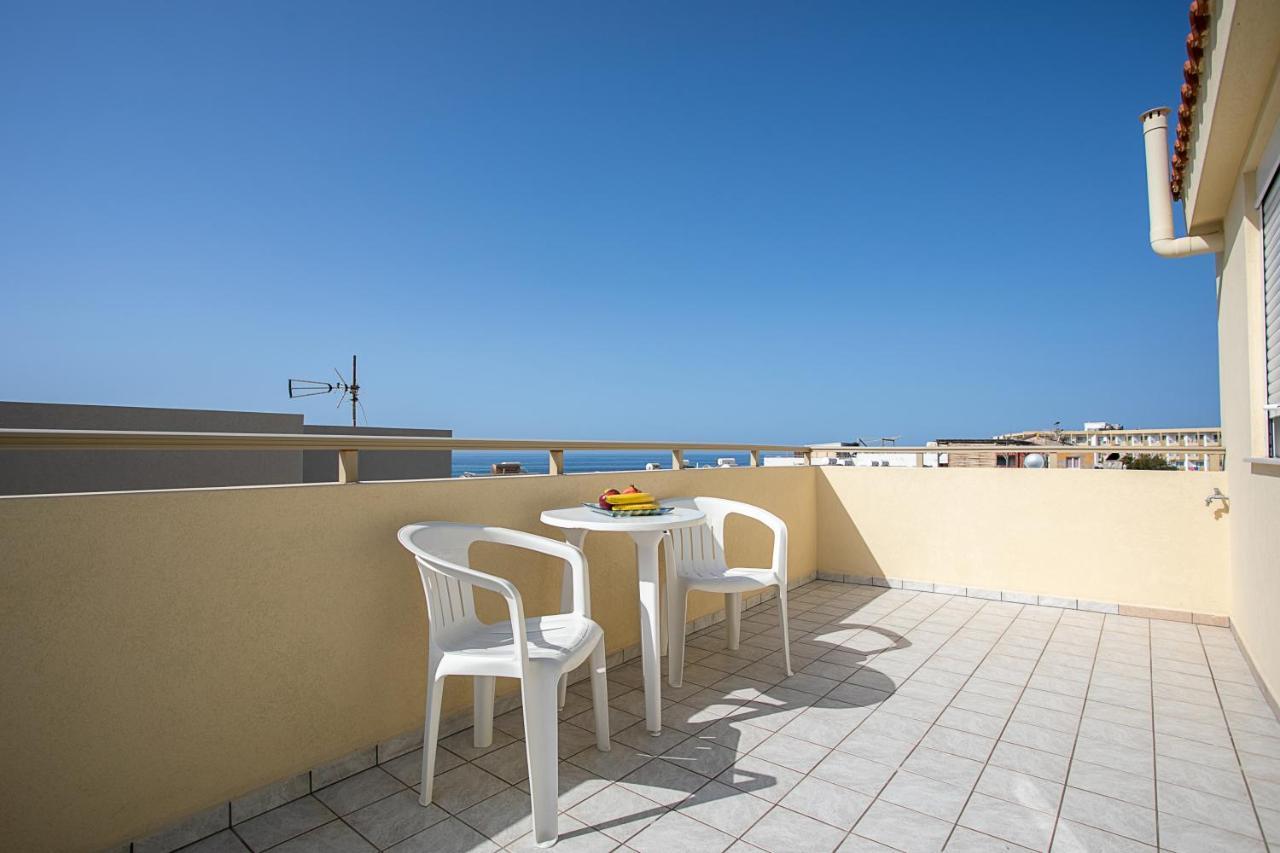 Rania Roof Terrace Sea View Apartment