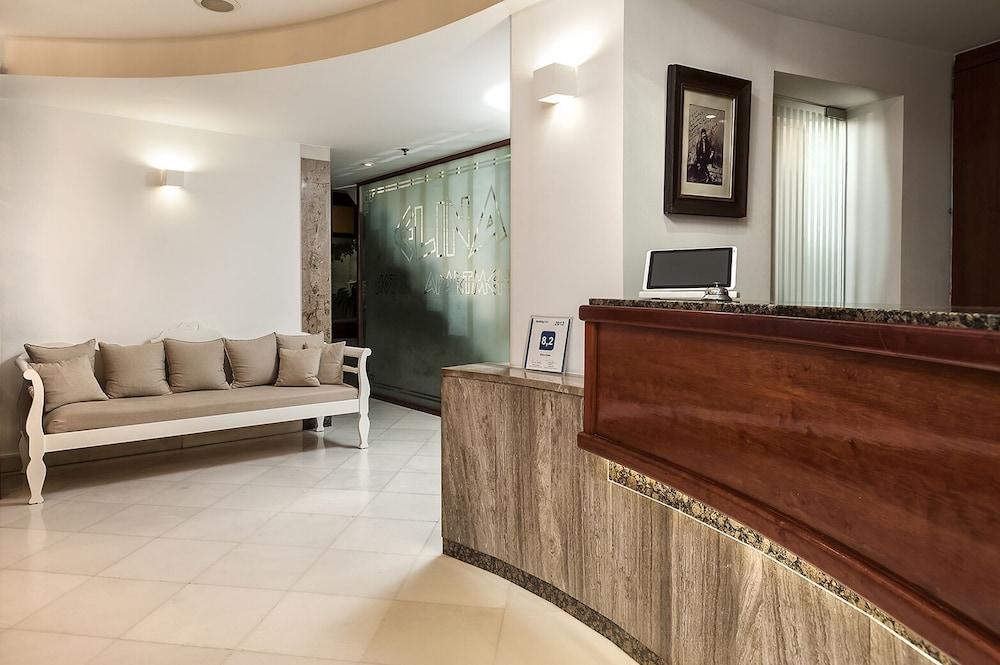 Elina Aparthotel