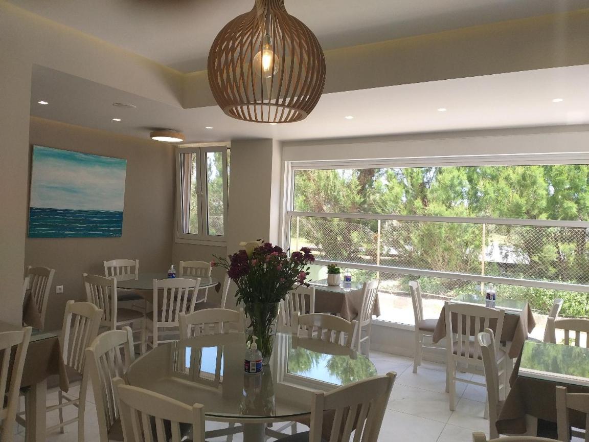 Troulis Seaside Aparthotel 3*