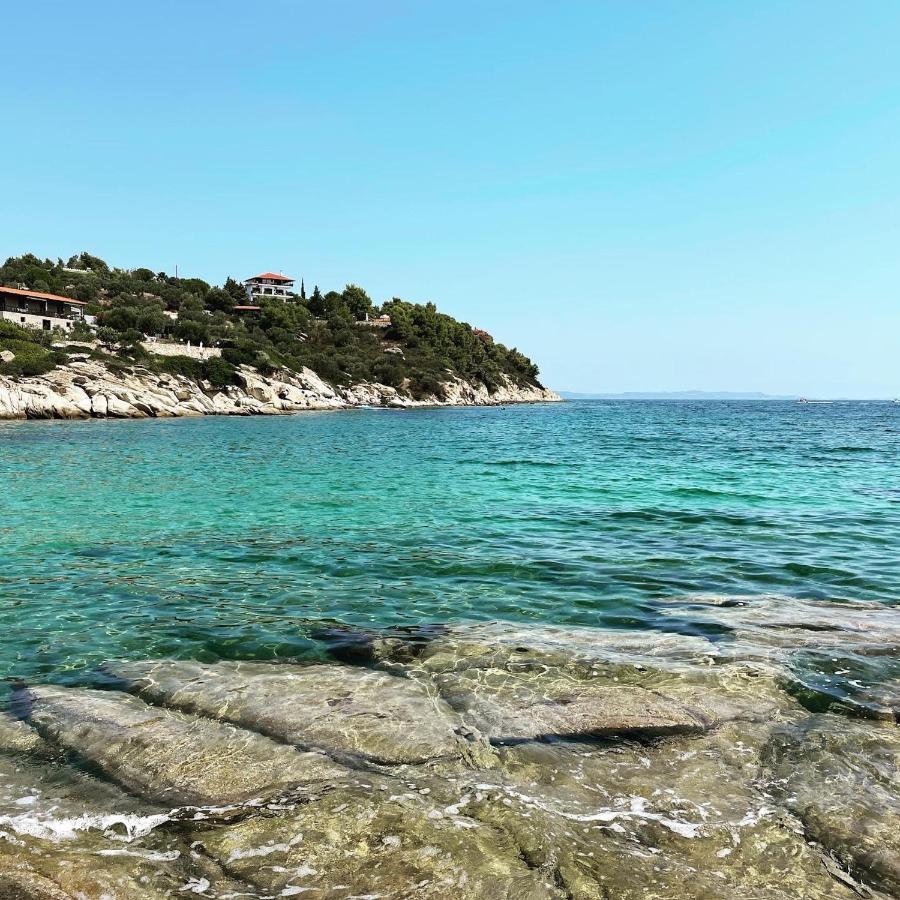 Aparthotel Makis Nest