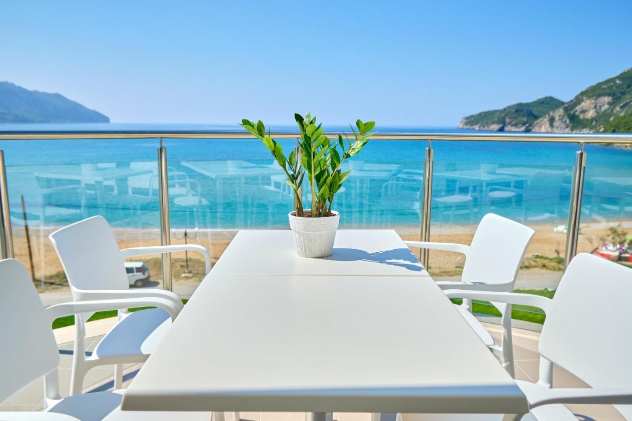 Armikes Beachfront * Afionas