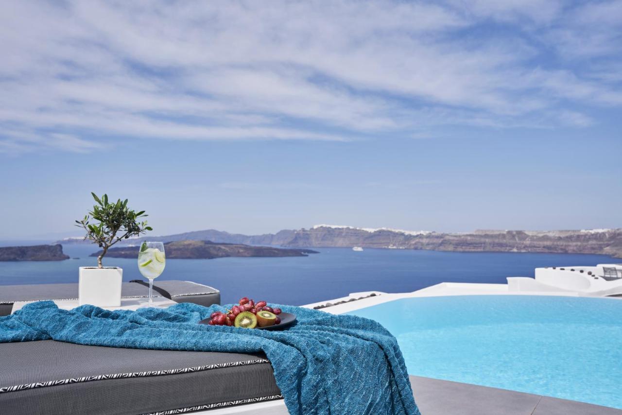 Apanemo & Hotel Akrotiri (Santorini)