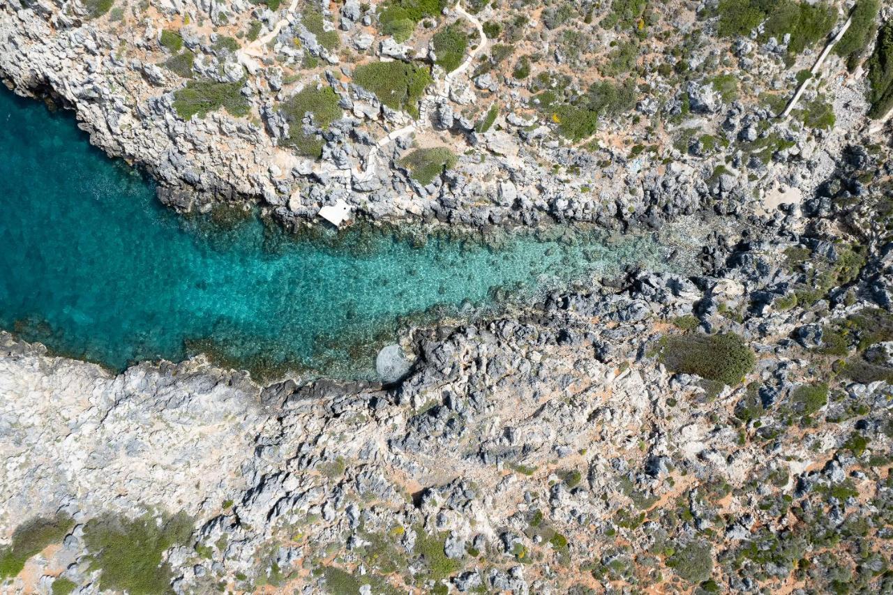 Tersanas Seaside *