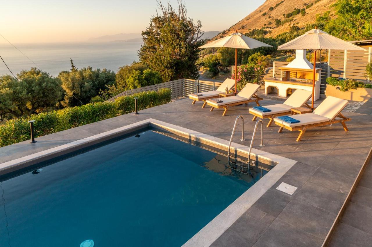Athina Villa