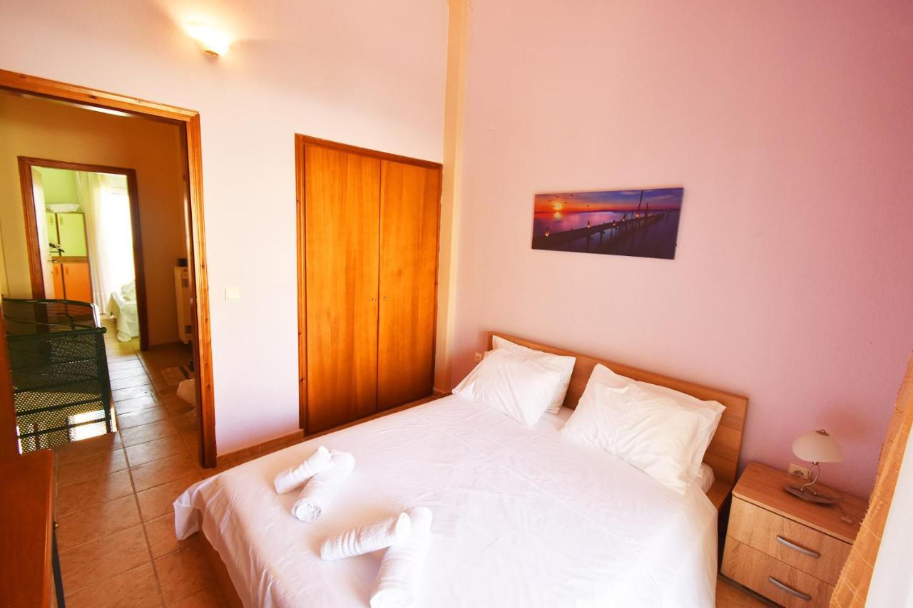 Nena Sea Side Maisonette, *