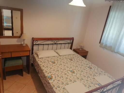 Porto Almira Beachfront Apartrments Apartment *