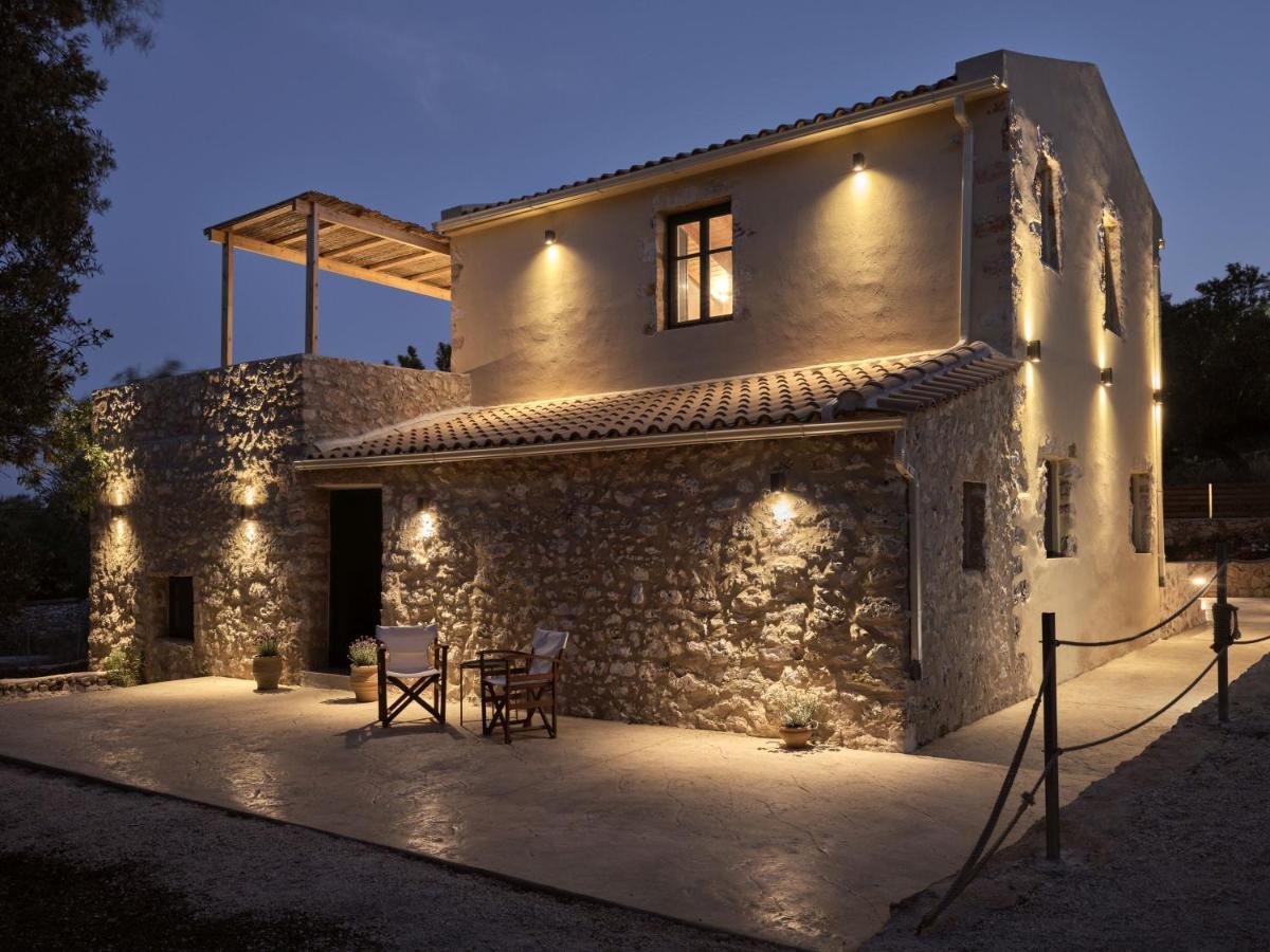 Holiday home Dounias Village - Traditional Architecture & Modern Luxury Korithion