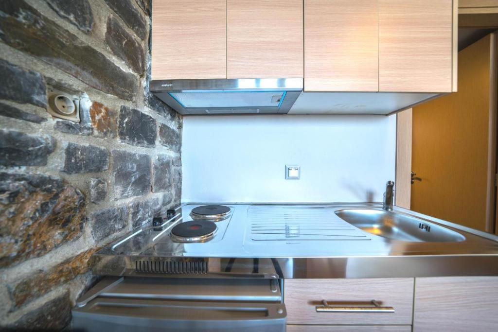 Apartment Terrazeus - Stone House Beachfront 3 *