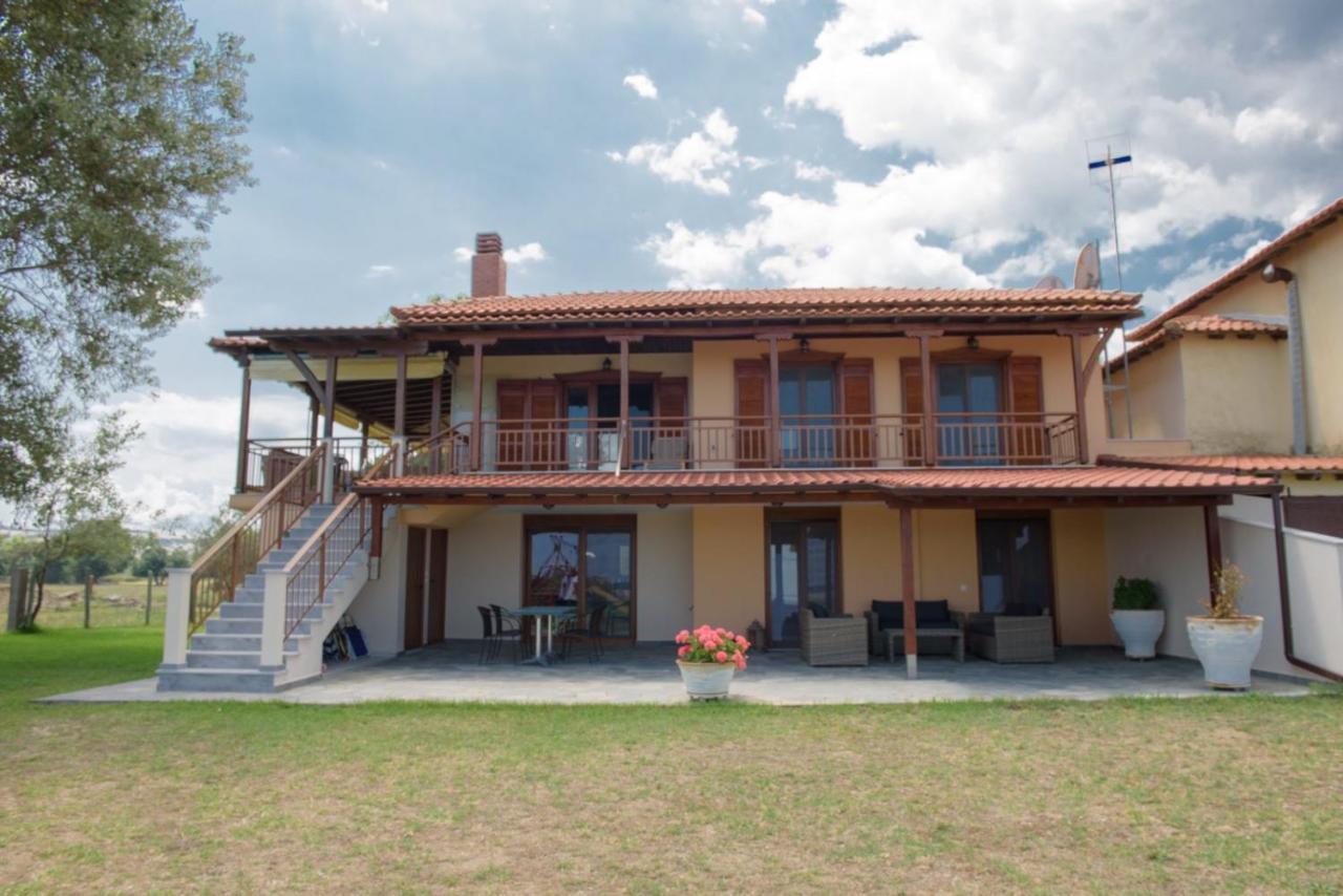 Ilyos Holiday home *