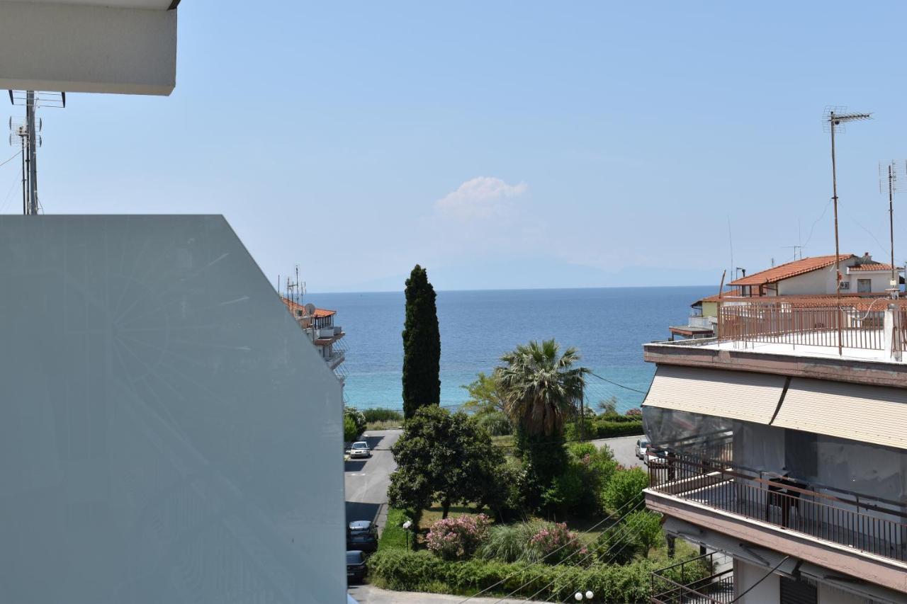 Sea View Luxury In Nea Kallikratia. Apartment *