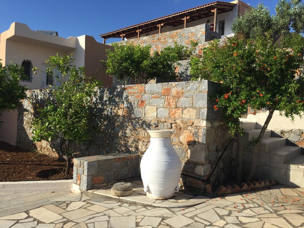 Kavousanos *