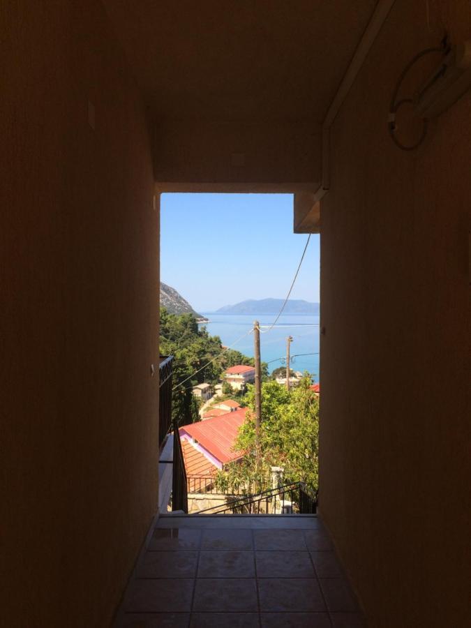 Apartment Giannatos' Studios Poros (Kefalonia)