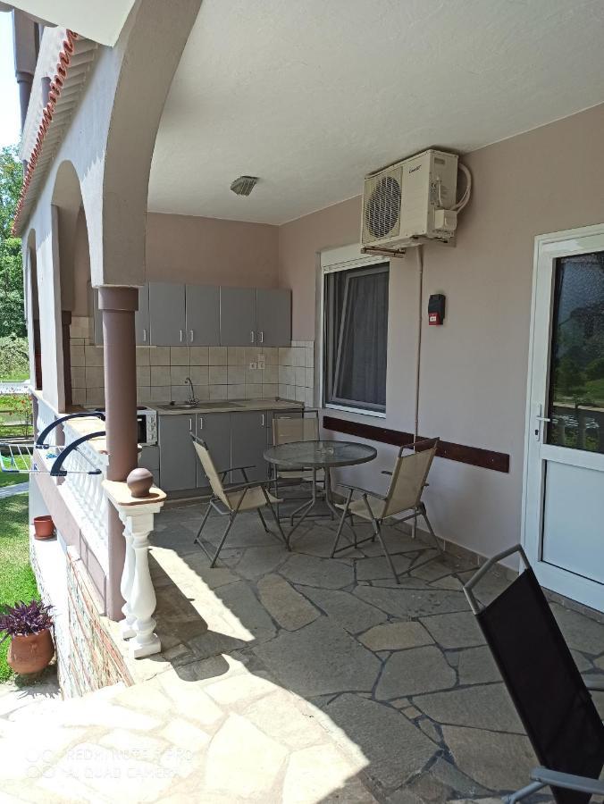 Grivas House Apartment Vourvourou