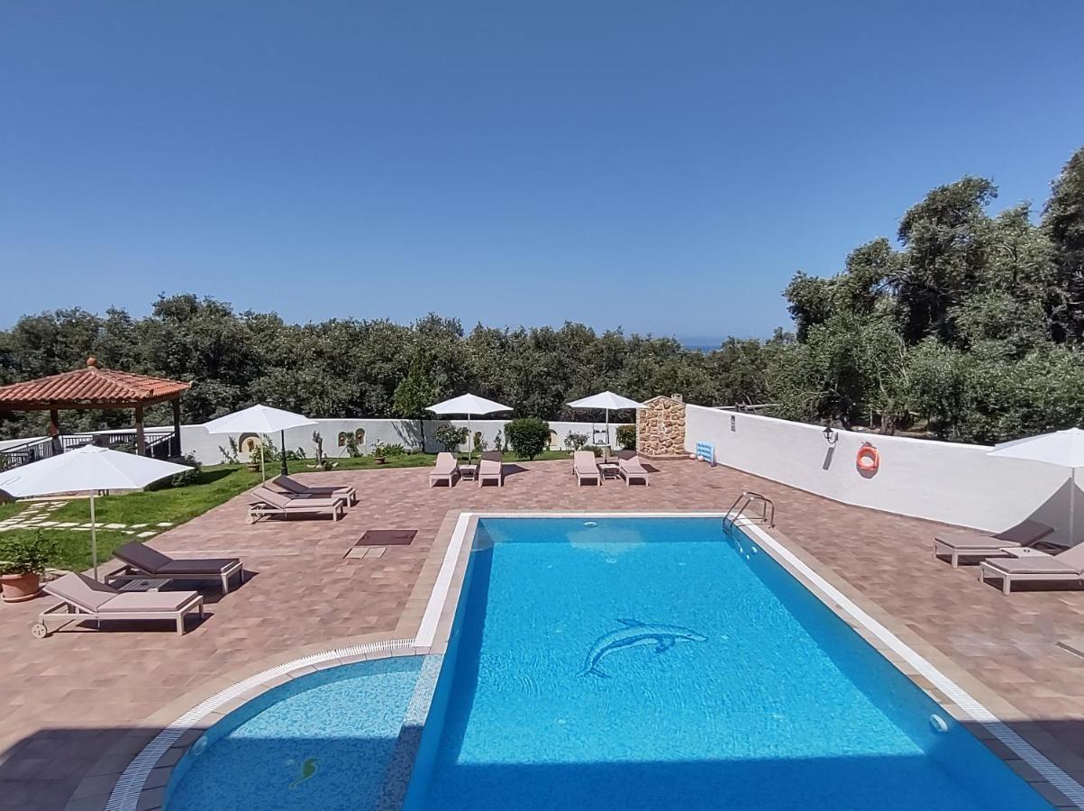 Archontiko Loukis Aparthotel 3*