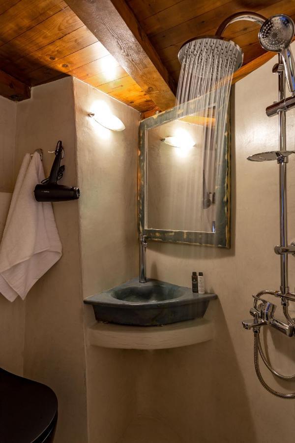 Exi Castle Guest house Emporio (Santorini)