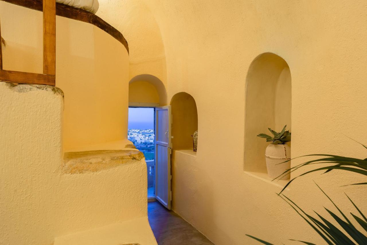 Exi Castle Emporio (Santorini)