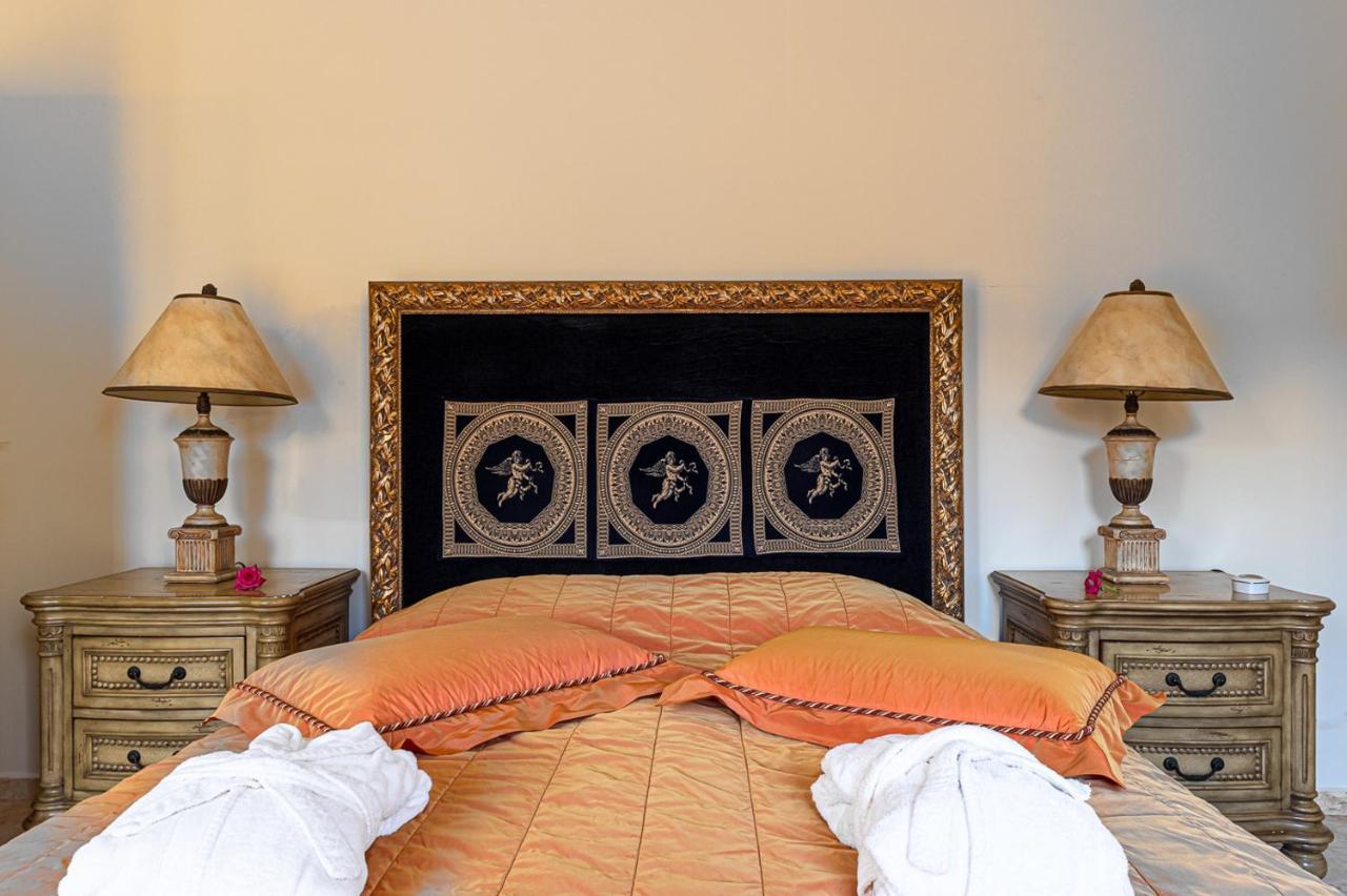 Hotel Vergis Epavlis 5*