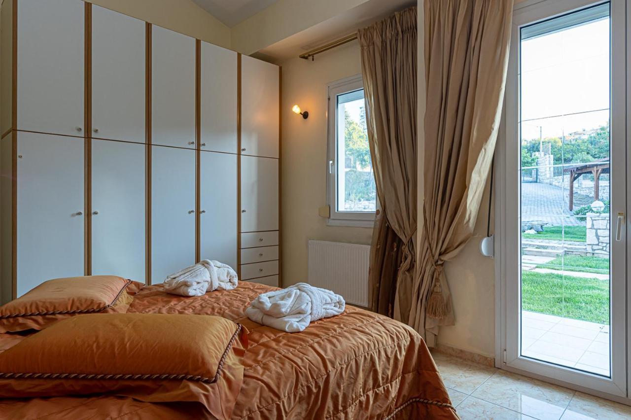 Hotel Vergis Epavlis