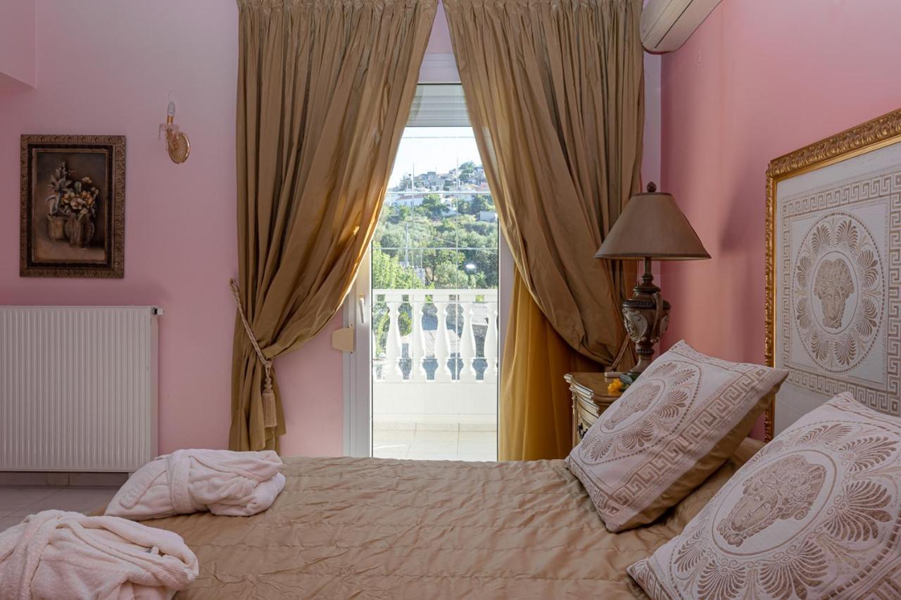 Hotel Vergis Epavlis 5*