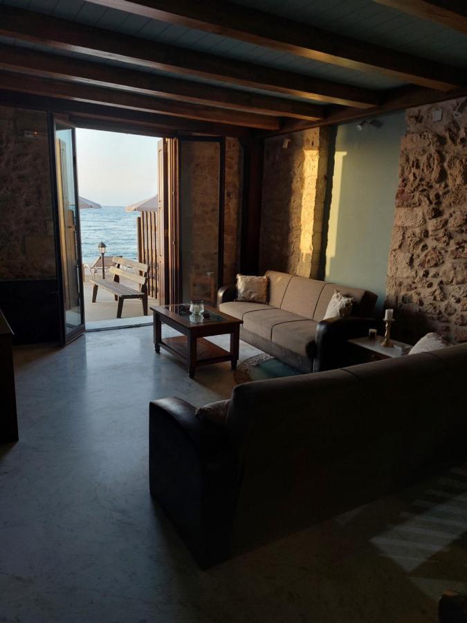 Volakas Beachfront Villa