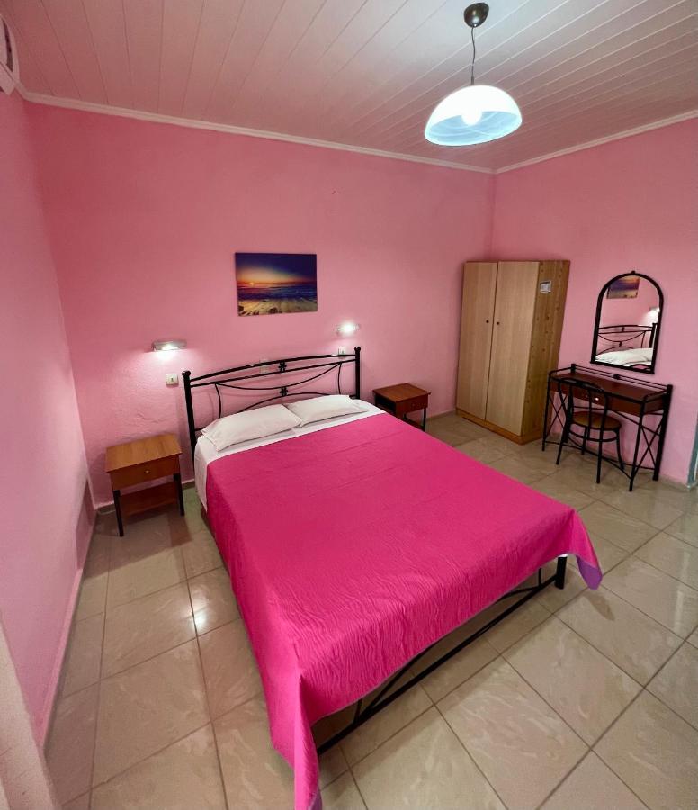 Elena Pool Aparthotel Agios Georgios (Corfu)