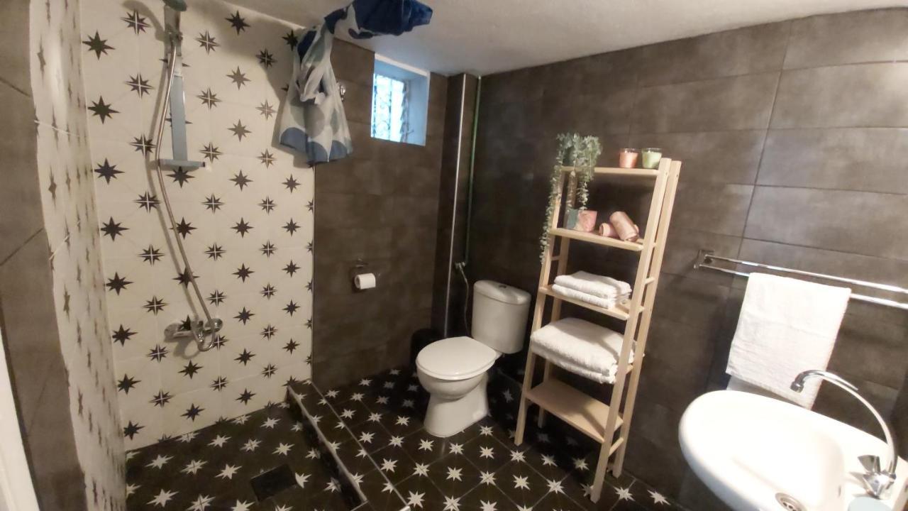 Apartment Annas House Psakoudia