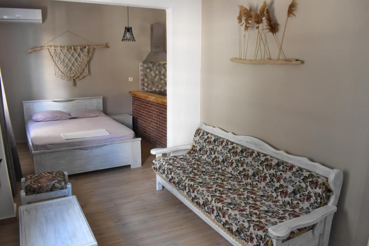 Voula's House Skiathos Town
