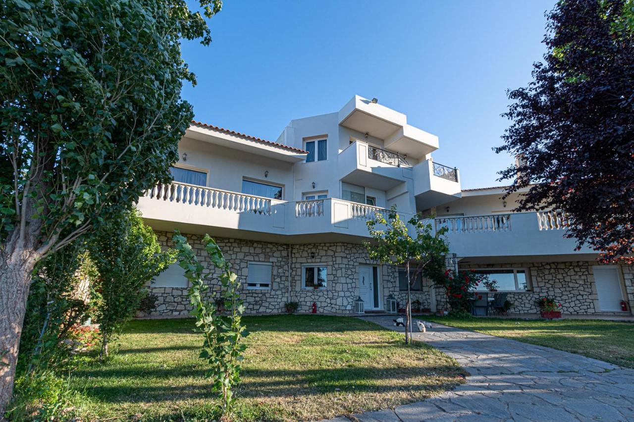 Vergis Epavlis 5*