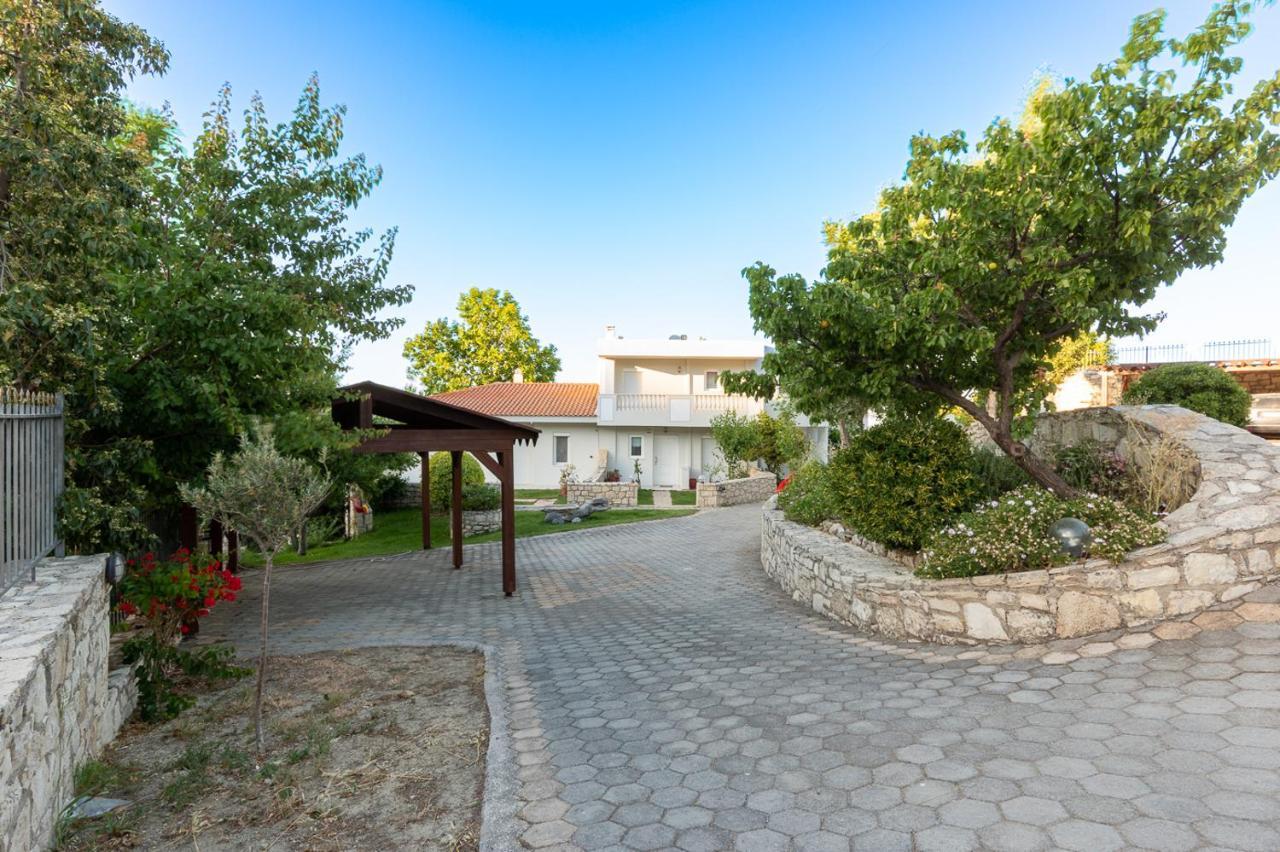 Vergis Epavlis Hotel Agios Myronas