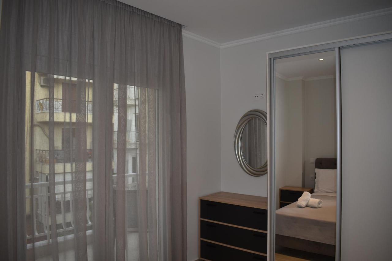 Apartment Sea View Luxury In Nea Kallikratia. *