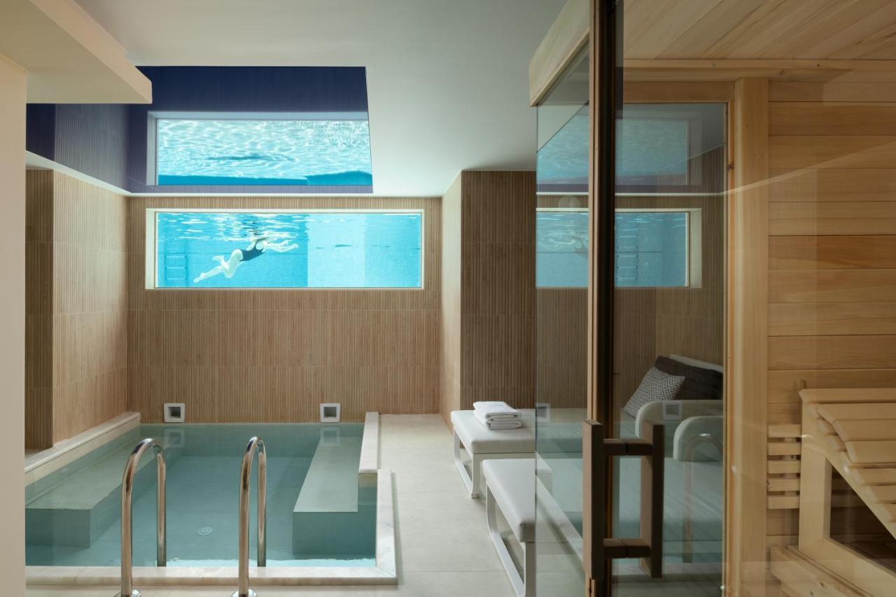 Bio Boutique - Adults Only 4*