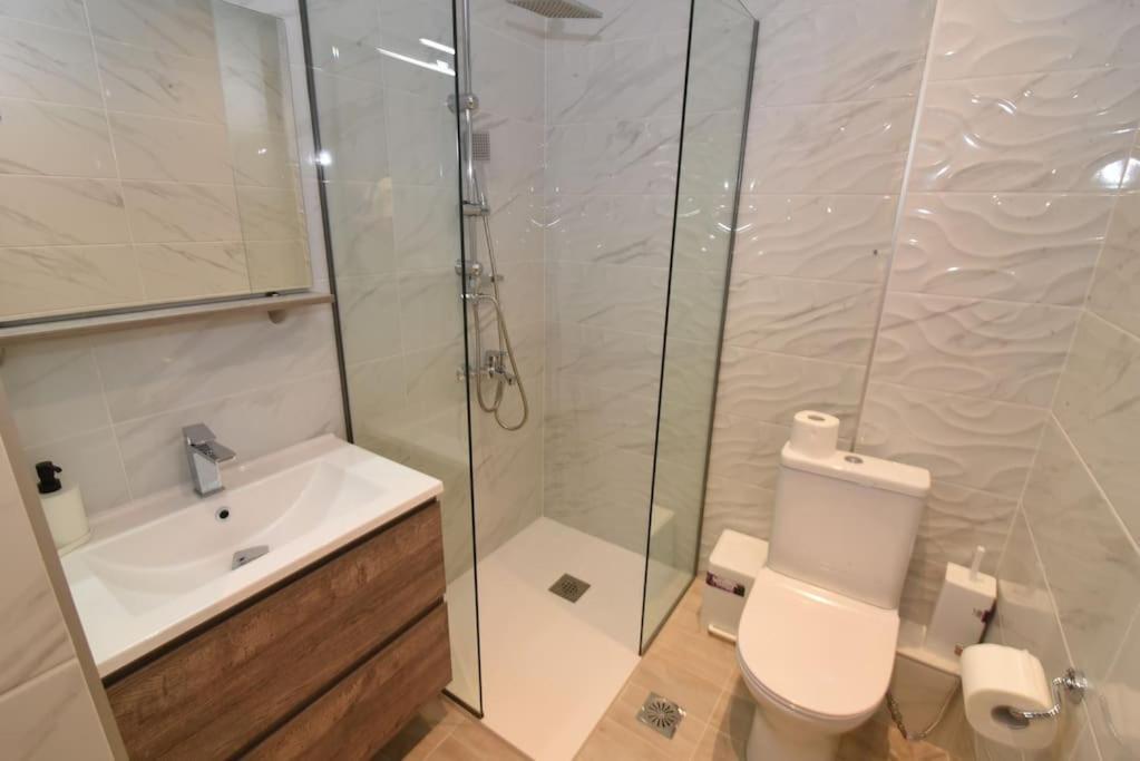 Sea View Luxury In Nea Kallikratia. Apartment *