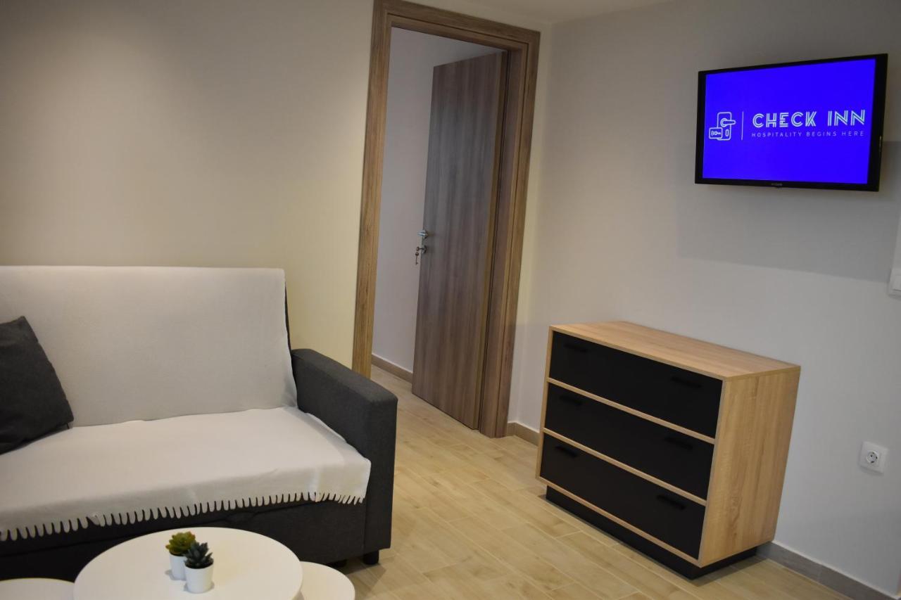 Sea View Luxury In Nea Kallikratia. Apartment *