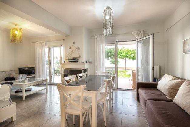 Nikogroup By The Sea 3 Holiday home