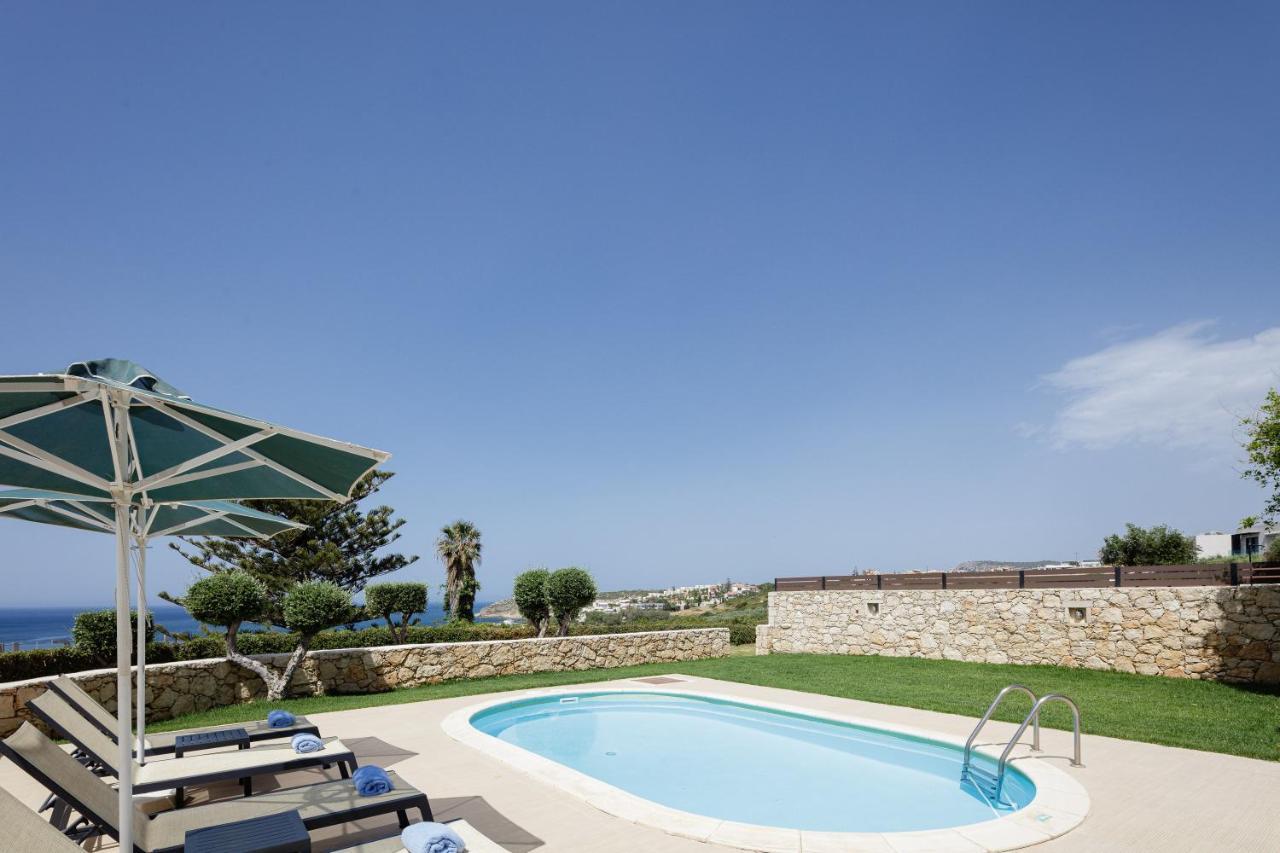 - Private Pools & Seaview - 500m From Stavromenos