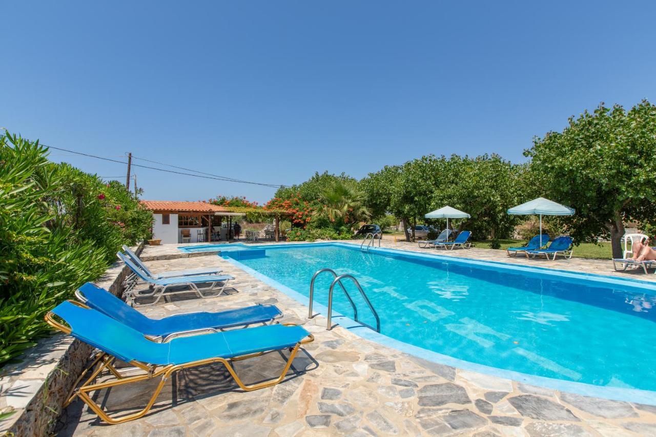 Aparthotel San Antonio Stratos Kamisiana