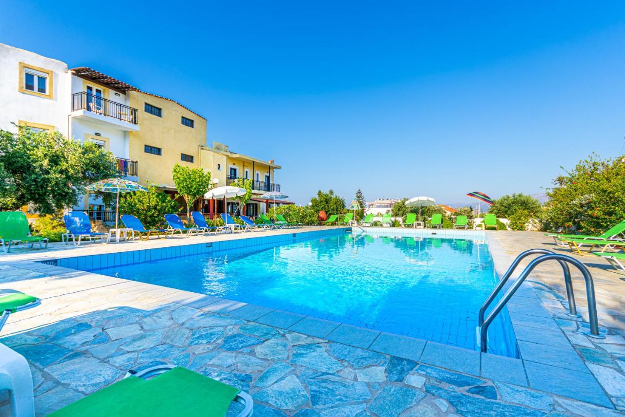 Sky Hotel Hersonissos (Crete)